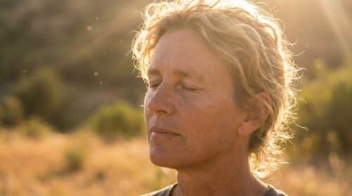 psychologen bewijzen dat het zoeken naar betekenis vaak meer welzijn brengt dan het najagen van geluk.